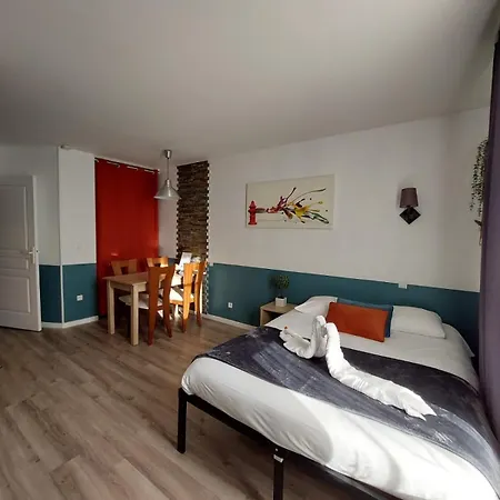 Daire Your Lovely Flat In Disneyland ! *