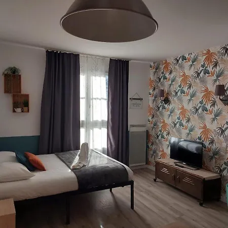 Daire Your Lovely Flat In Disneyland !